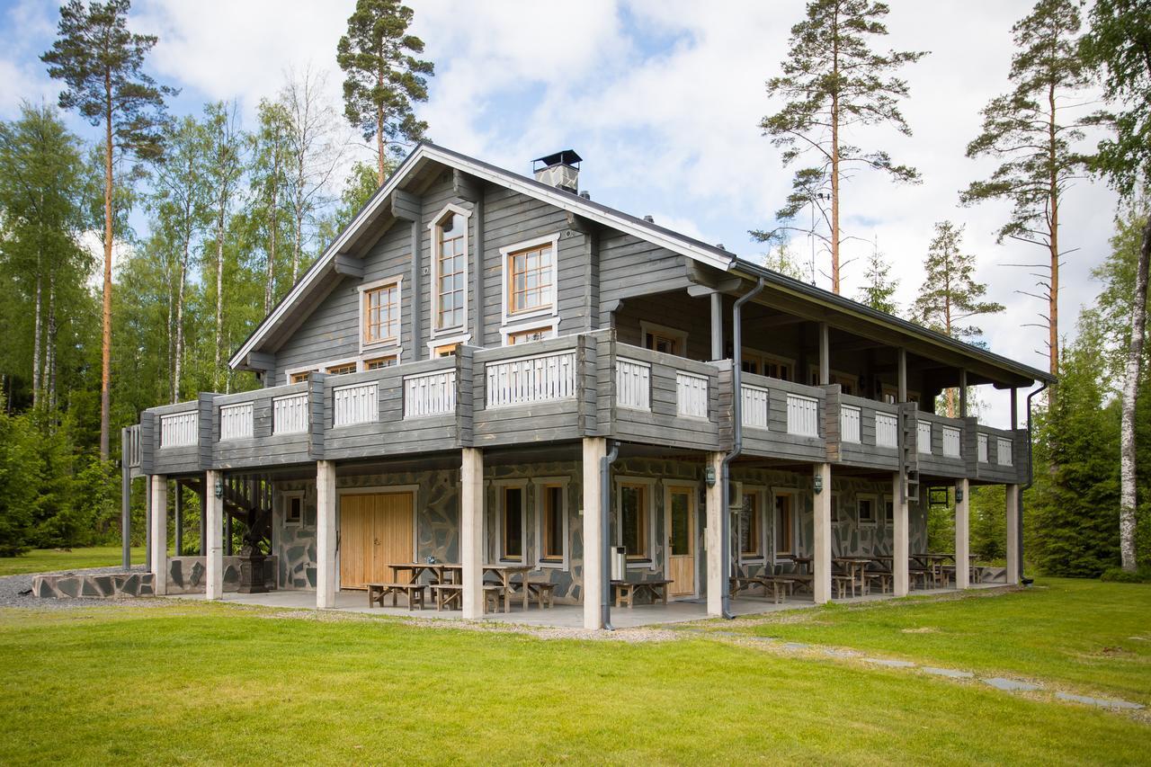 Kuus-Hukkala Hotel Harkala  Exterior photo