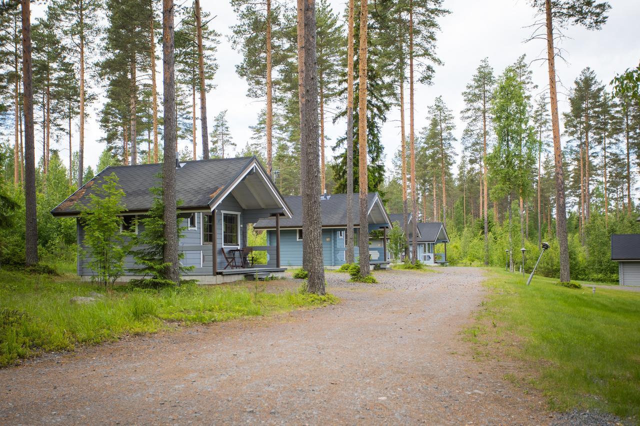 Kuus-Hukkala Hotel Harkala  Exterior photo