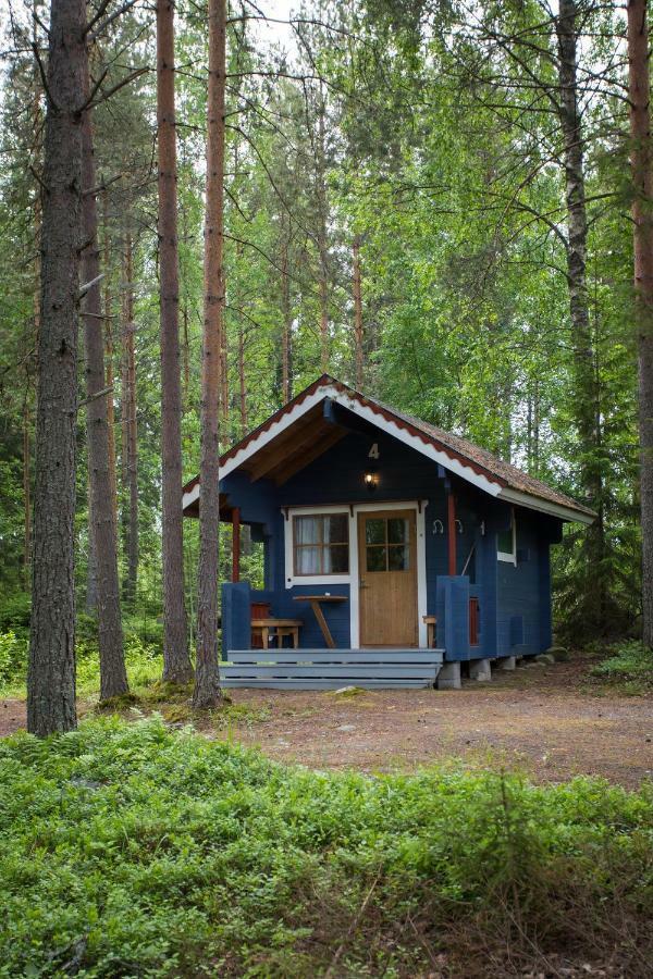 Kuus-Hukkala Hotel Harkala  Exterior photo